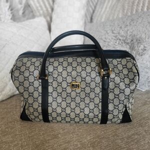 Gucci Plus Vintage GG Monogram Supreme Boston 40 Handbag Leather Royal Blue..